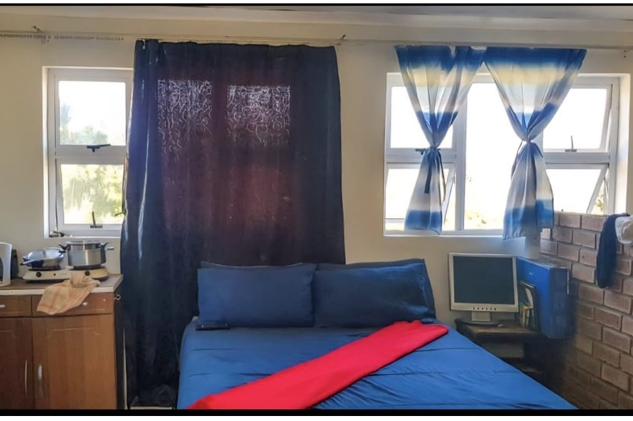15 Bedroom Property for Sale in Beacon Bay Eastern Cape